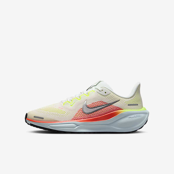 Boys Sale Running Shoes. Nike